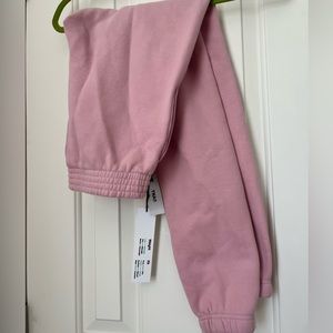 Aritzia TNA Sweatpants (NWT)